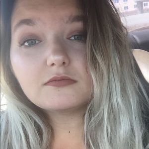 Meet your Posher, Manda